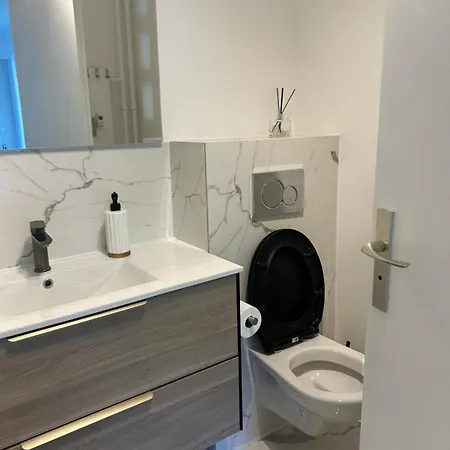 Elegant Spacious In Balard *
