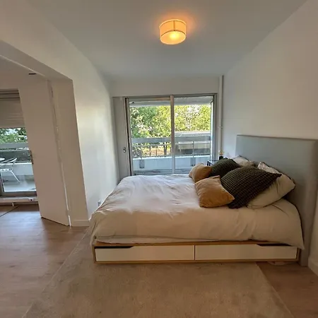 Elegant Spacious In Balard * Paříž